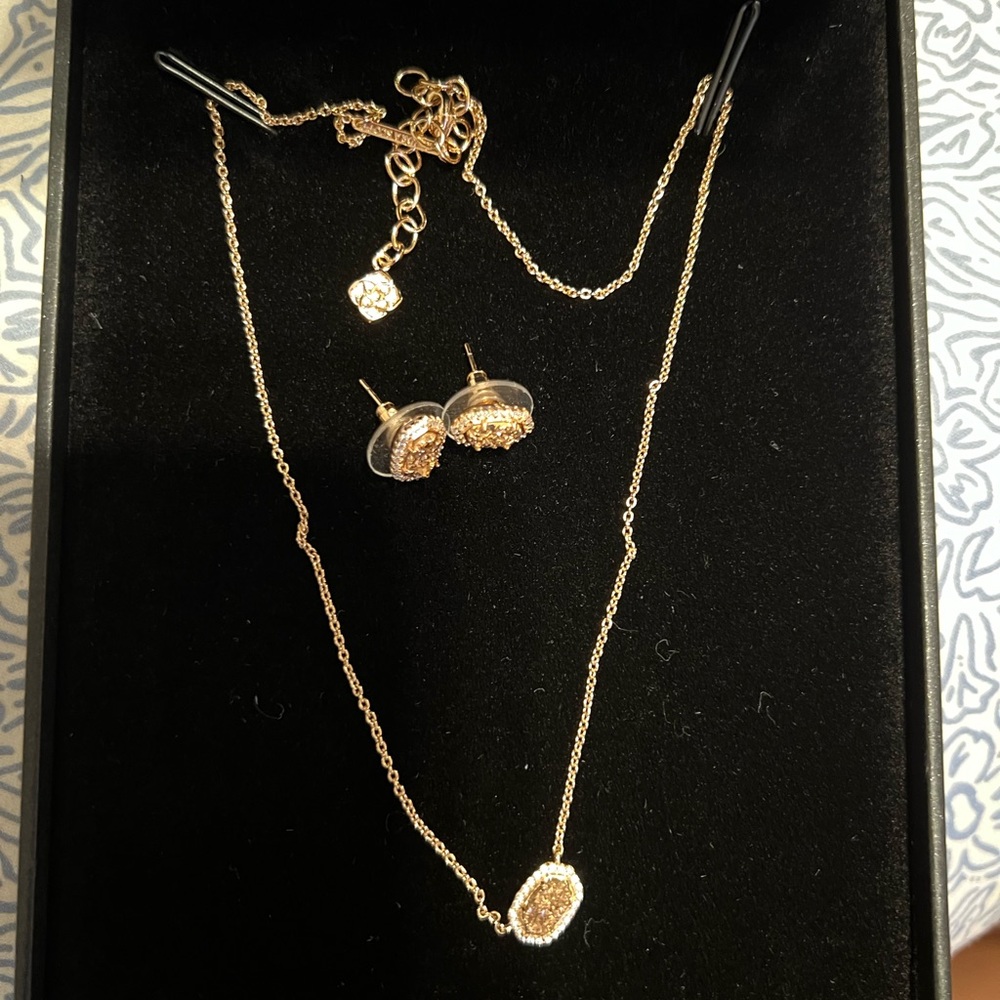 Kendra Scott Gold Necklace and Earring Set